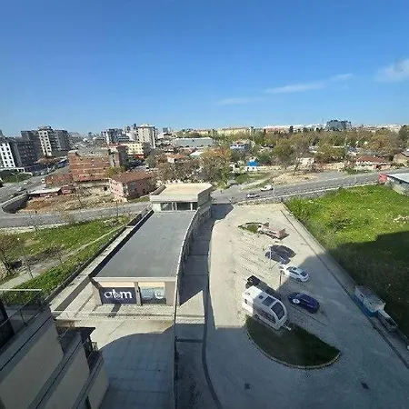 Apartment Huzzak Tower 1 M1 *