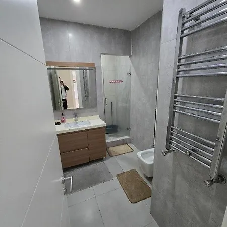 Huzzak Tower 1 M1 Apartment